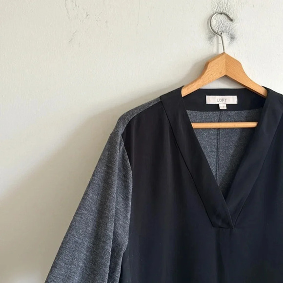 Loft black/gray long sleeve v-neck tunic top size XL - Picture 3 of 6